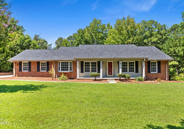 Single family home for sale at 1208 Hatch Rd, Chapel Hill, NC 27516 | MLS# 10190789