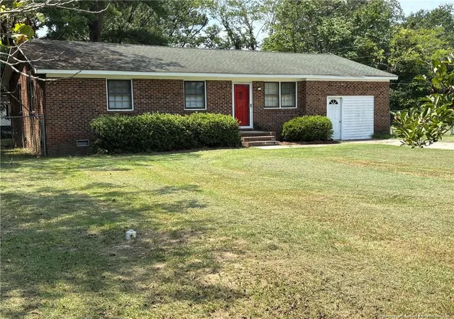 Photo 3 of Single family home for sale at 501 Rosewood Dr, Fairmont, NC 28340 | MLS# 768467 | Listing updated on 2026-09-08