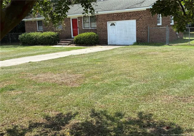 Photo 3 of Single family home for sale at 501 Rosewood Dr, Fairmont, NC 28340 | MLS# 768467 | Listing updated on 2026-09-08