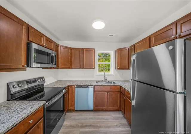 Photo 4 of Single family home for sale at 401 Cedric St, Fayetteville, NC 28303 | MLS# 768755 | Listing updated on 2026-09-02