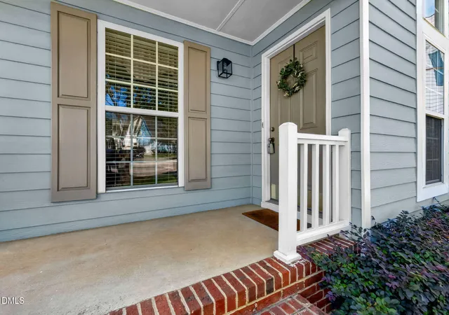 Photo 3 of Single family home for sale at 341 Stone Hedge Ct, Holly Springs, NC 27540 | MLS# 10190623 | Listing updated on 2026-09-14