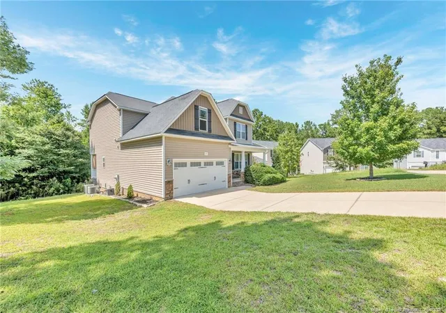 Photo 3 of Single family home for sale at 85 Fleetwood Ct, Lillington, NC 27546 | MLS# 768604 | Listing updated on 2026-09-08