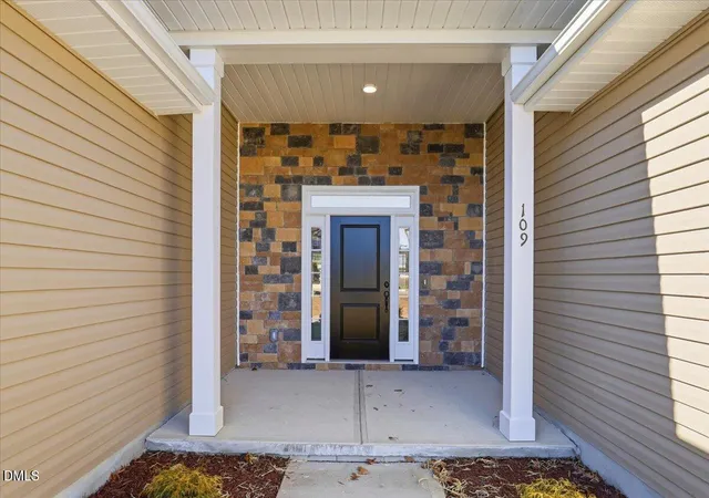 Photo 4 of Sale Pending at 94 Deep Blue Trl, Middlesex, NC 27557 | MLS# 10190196 | Listing updated on 2026-09-02