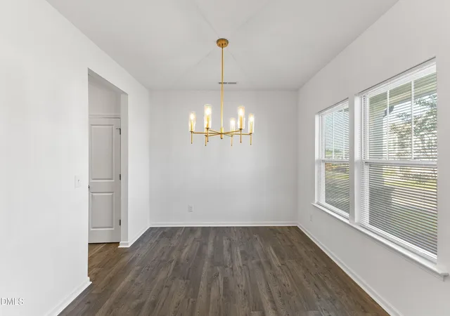 Photo 4 of Single family home for sale at 38 Silver Moon Ln, Clayton, NC 27527 | MLS# 10190500 | Listing updated on 2026-10-02