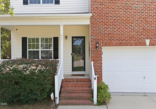 Photo 3 of Single family home for sale at 603 Calavaras Ln, Knightdale, NC 27545 | MLS# 10191059 | Listing updated on 2026-09-05