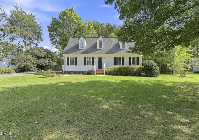 Photo 1 of Single family home for sale at 3194 Christian Light Rd, Fuquay Varina, NC 27526 | MLS# 10190711 | Listing updated on 2026-09-04