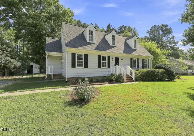Photo 2 of Single family home for sale at 3194 Christian Light Rd, Fuquay Varina, NC 27526 | MLS# 10190711 | Listing updated on 2026-09-04