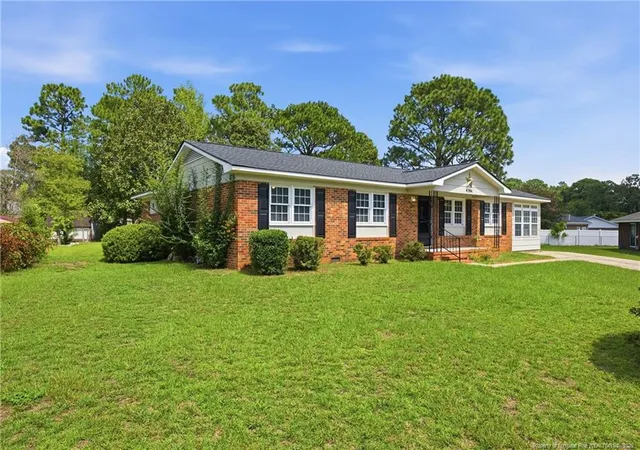 Photo 3 of Sale Pending at 4384 Spinel Dr, Fayetteville, NC 28311 | MLS# 768759 | Listing updated on 2026-09-16