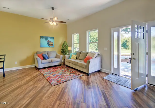Photo 4 of Single family home for sale at 132 N State St, Haw River, NC 27258 | MLS# 10190590 | Listing updated on 2026-09-04