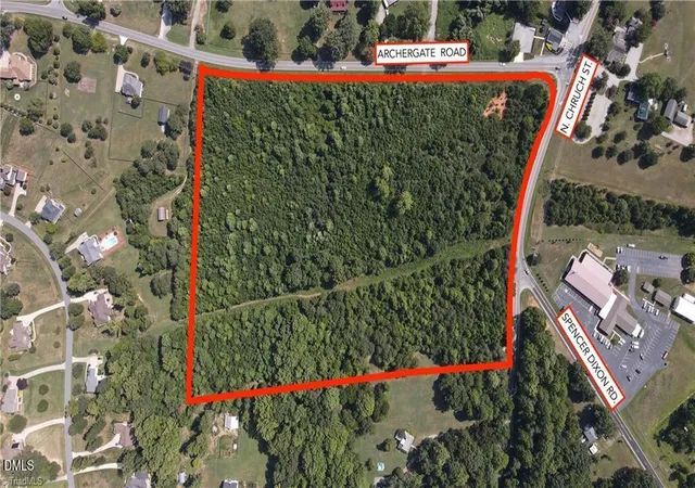Photo 3 of Sale Pending at 5500 B N Church St, Greensboro, NC 27455 | MLS# 10192915 | Listing updated on 2026-09-16