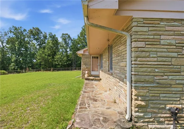 Photo 3 of Single family home for sale at 8220 Nc 210 S, Bunnlevel, NC 28323 | MLS# 768799 | Listing updated on 2026-09-19