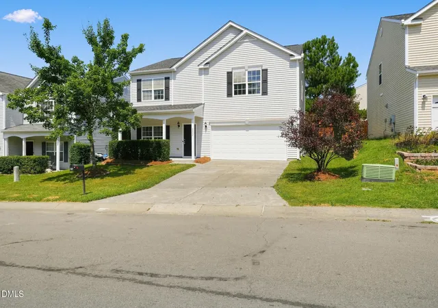 Photo 1 of Single family home for sale at 3302 Genlee Dr, Durham, NC 27704 | MLS# 10190254 | Listing updated on 2026-09-03