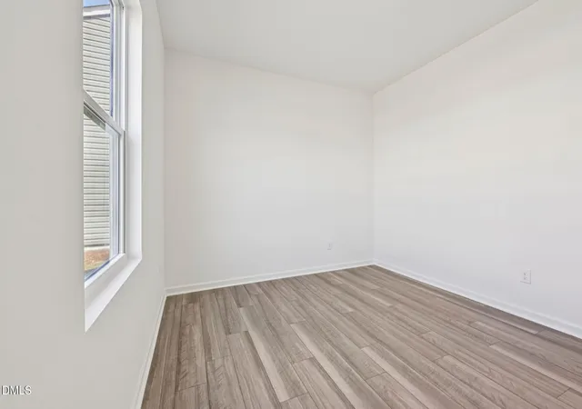 Photo 3 of Single family home for sale at 183 S Waterstone Ln, Clayton, NC 27520 | MLS# 10190265 | Listing updated on 2026-09-02