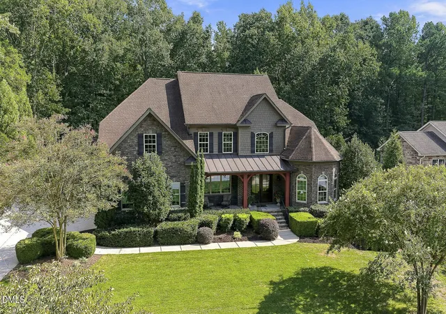 Photo 3 of Sale Pending at 7532 Hasentree Clb Dr, Wake Forest, NC 27587 | MLS# 10192201 | Listing updated on 2026-09-17