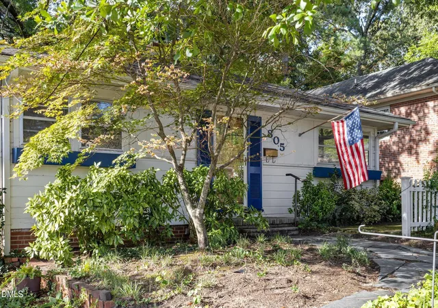 Photo 3 of Single family home for sale at 805 W Knox St, Durham, NC 27701 | MLS# 10192042 | Listing updated on 2026-09-17