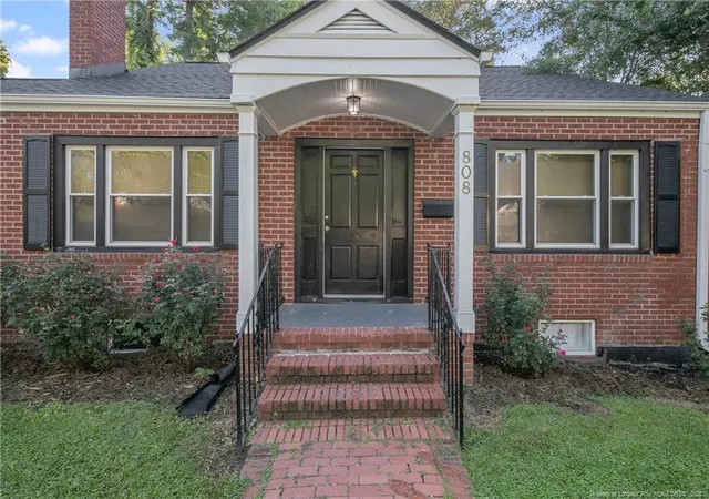 Photo 3 of Single family home for sale at 808 Westmont Dr, Fayetteville, NC 28305 | MLS# 768720 | Listing updated on 2026-09-02