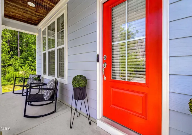 Photo 3 of Sale Pending at 1709 Glazebrook Dr, Wake Forest, NC 27587 | MLS# 10191057 | Listing updated on 2026-10-06