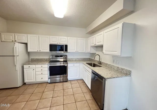 Photo 2 of Condo for sale at 2501 Huntscroft Ln, Raleigh, NC 27617 | MLS# 10190337 | Listing updated on 2026-09-18