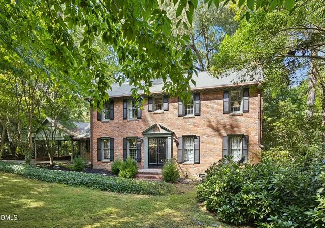 Photo 3 of Single family home for sale at 4609 Fernham Pl, Raleigh, NC 27612 | MLS# 10193281 | Listing updated on 2026-10-07