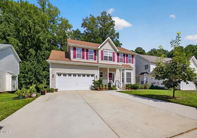 Photo 3 of Single family home for sale at 229 Tecumseh Ct, Cary, NC 27513 | MLS# 10190669 | Listing updated on 2026-09-16