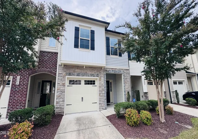 Townhouse for sale at 3806 Prince Noah Lp, Wake Forest, NC 27587 | MLS# 10190715