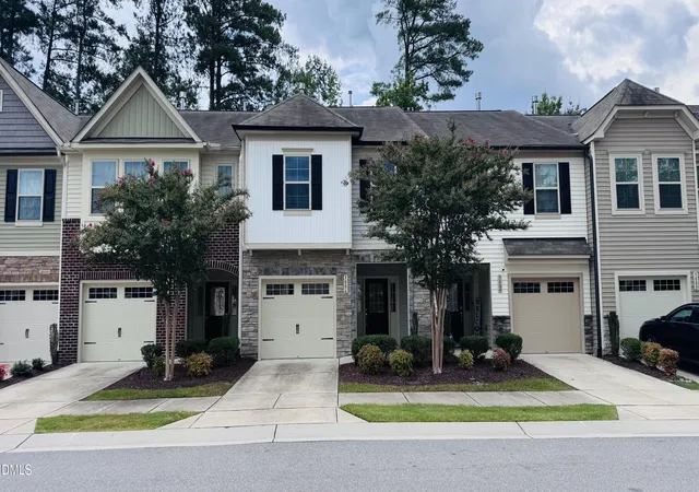 Photo 2 of Townhouse for sale at 3806 Prince Noah Lp, Wake Forest, NC 27587 | MLS# 10190715 | Listing updated on 2026-09-04