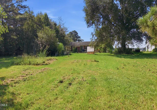 Photo 4 of Single family home for sale at 6718 Little Rock Church Rd, Lucama, NC 27851 | MLS# 10191391 | Listing updated on 2026-10-01