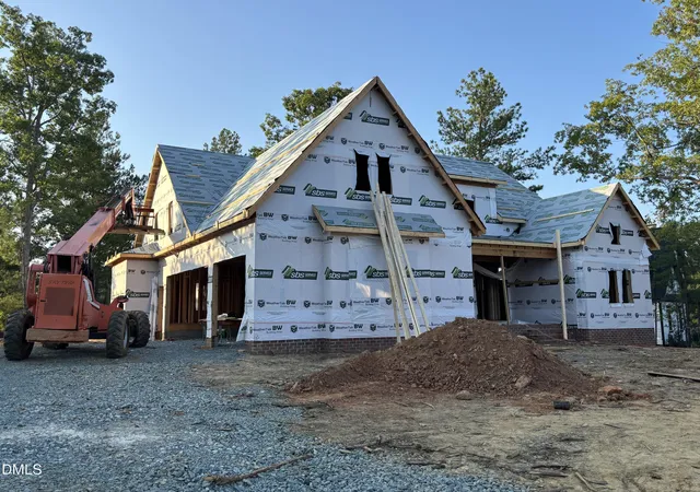 Photo 1 of Single family home for sale at 453 Golfers View, Pittsboro, NC 27312 | MLS# 10190532 | Listing updated on 2026-09-17