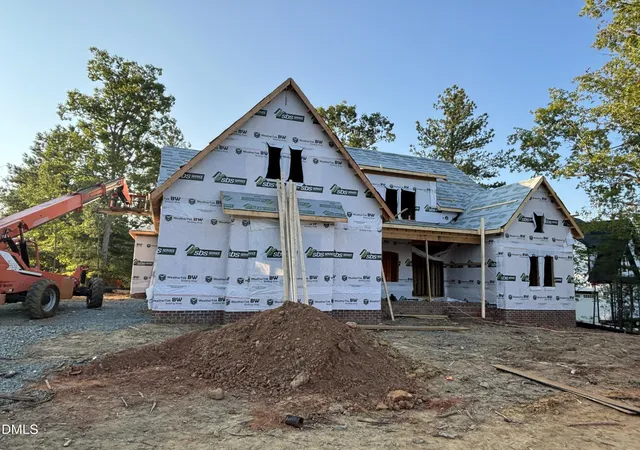 Photo 3 of Single family home for sale at 453 Golfers View, Pittsboro, NC 27312 | MLS# 10190532 | Listing updated on 2026-09-17