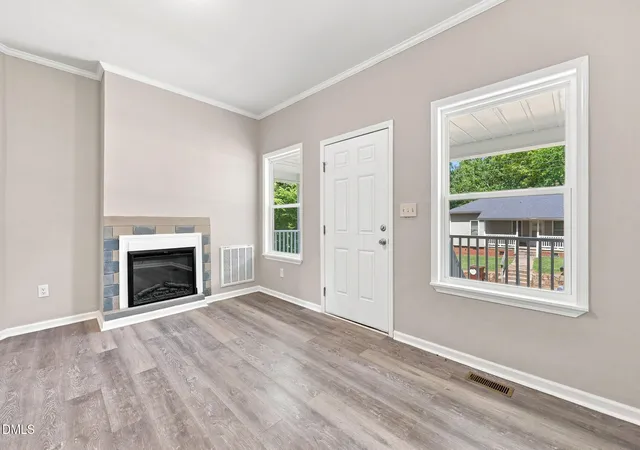 Photo 4 of Single family home for sale at 213 Hicks Cir, Roxboro, NC 27573 | MLS# 10190457 | Listing updated on 2026-09-03