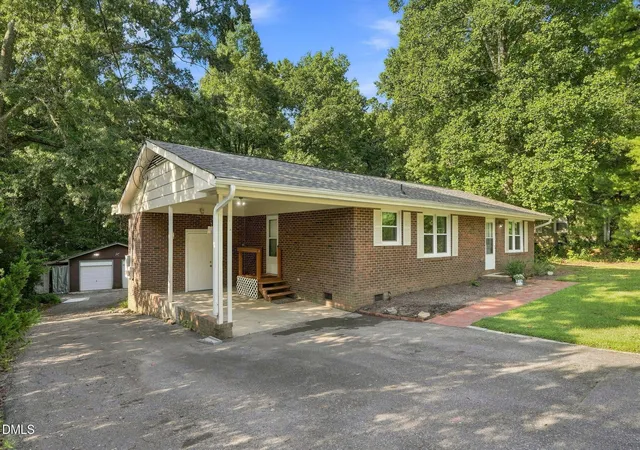 Photo 2 of Sale Pending at 1512 Carroll Hts Rd, Zebulon, NC 27597 | MLS# 10190482 | Listing updated on 2026-09-24