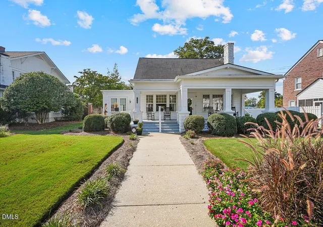 Photo 3 of Sale Pending at 308 S Layton Ave, Dunn, NC 28334 | MLS# 10190487 | Listing updated on 2026-09-13