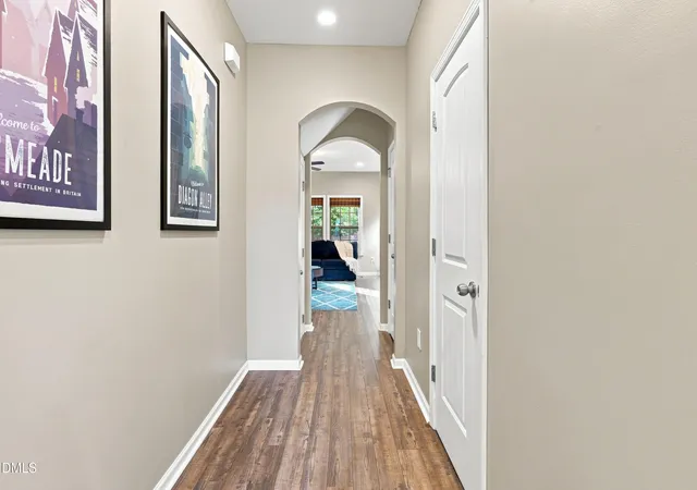 Photo 4 of Sale Pending at 864 Red Oak Tree Dr, Fuquay Varina, NC 27526 | MLS# 10192024 | Listing updated on 2026-09-14