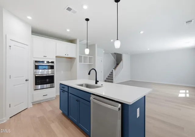 Photo 4 of Single family home for sale at 51 King Tucks Way, Four Oaks, NC 27524 | MLS# 10190558 | Listing updated on 2026-09-21