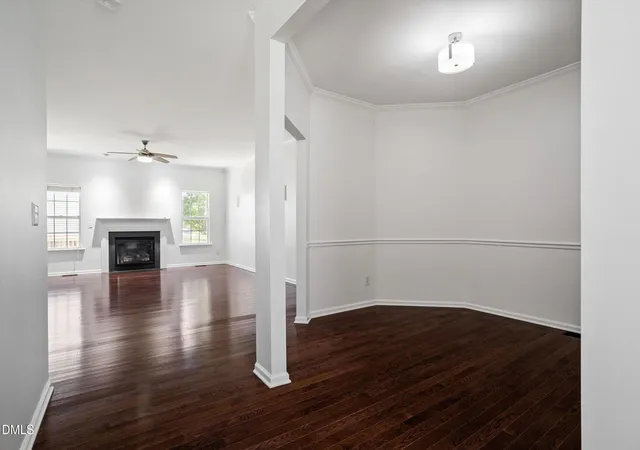 Photo 4 of Sale Pending at 1000 Pepper Bush Ct, Apex, NC 27502 | MLS# 10190563 | Listing updated on 2026-09-16