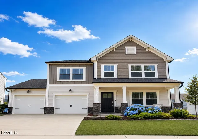 Photo 1 of Single family home for sale at 1306 Andover Wood Rd, Fuquay Varina, NC 27526 | MLS# 10190699 | Listing updated on 2026-09-09