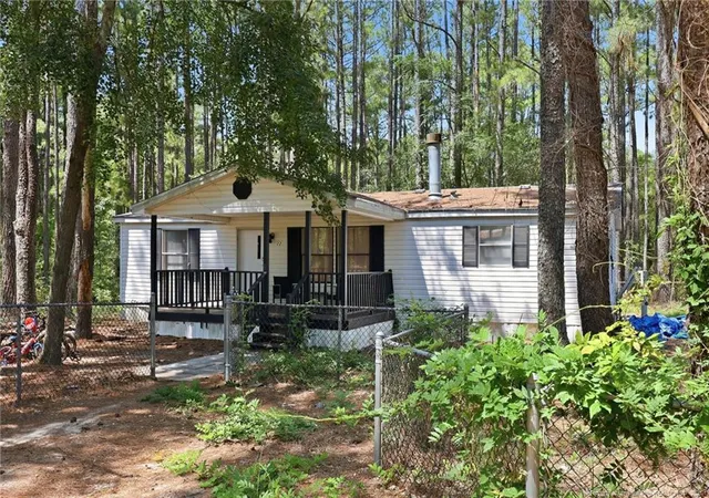Photo 2 of Single family home for sale at 22 W Governor Brandon St, Spring Lake, NC 28390 | MLS# 768474 | Listing updated on 2026-09-04