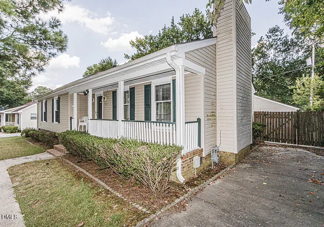 Photo 4 of Sale Pending at 1413 Rock Crk Dr, Rocky Mount, NC 27804 | MLS# 10190613 | Listing updated on 2026-09-12