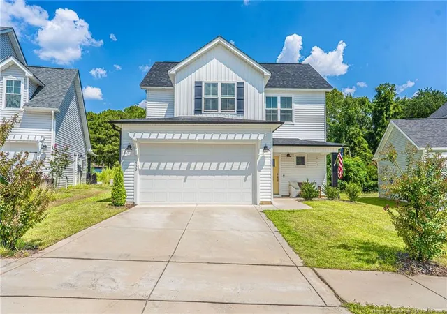 Photo 1 of Sale Pending at 433 Kendall Dr, Southern Pines, NC 28387 | MLS# 768751 | Listing updated on 2026-09-14