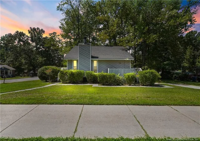 Photo 1 of Sale Pending at 417 Crestview St, Sanford, NC 27330 | MLS# 768868 | Listing updated on 2026-09-07