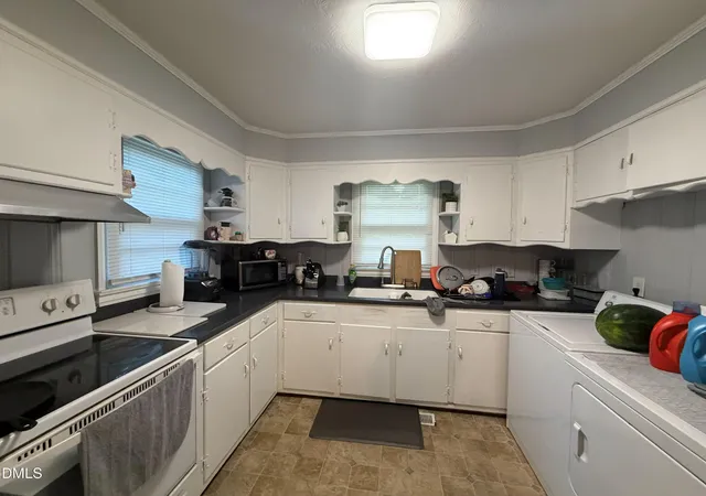 Photo 2 of Single family home for sale at 1112 Old Booker Dairy Rd, Smithfield, NC 27577 | MLS# 10191308 | Listing updated on 2026-09-10