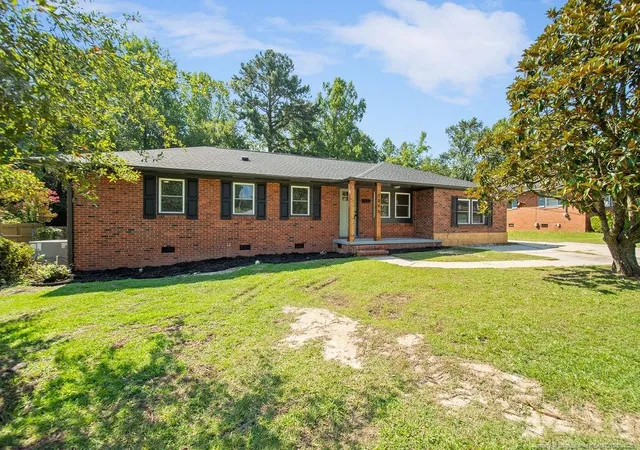 Photo 2 of Sale Pending at 1846 Cascade St, Fayetteville, NC 28301 | MLS# 768726 | Listing updated on 2026-09-08