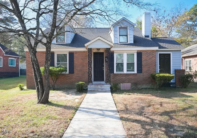 Photo 1 of Single family home for sale at 1905 Harris St, Fayetteville, NC 28301 | MLS# 10191149 | Listing updated on 2026-09-08