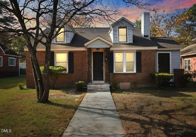 Photo 3 of Single family home for sale at 1905 Harris St, Fayetteville, NC 28301 | MLS# 10191149 | Listing updated on 2026-09-08