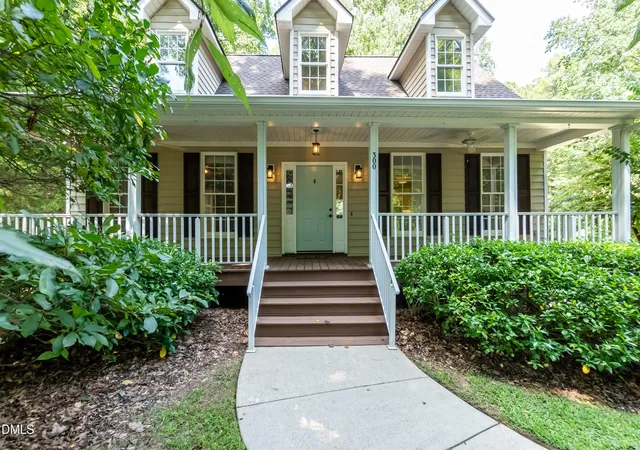 Photo 3 of Sale Pending at 300 Cardinal Crst Ln, Wake Forest, NC 27587 | MLS# 10190828 | Listing updated on 2026-10-24