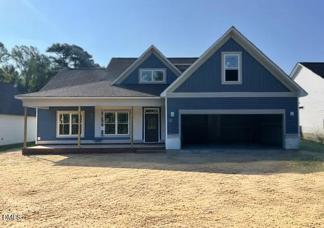 Photo 2 of Single family home for sale at 135 Big Pine Rd, Clayton, NC 27520 | MLS# 10190950 | Listing updated on 2026-09-13