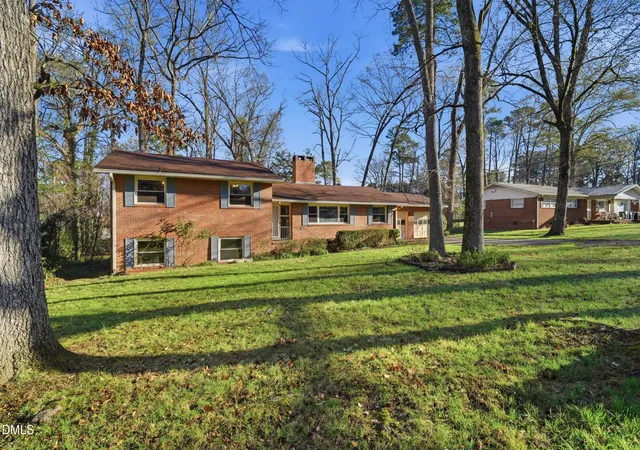 Photo 1 of Sale Pending at 1510 Kirkwood Dr, Durham, NC 27705 | MLS# 10190864 | Listing updated on 2026-09-10
