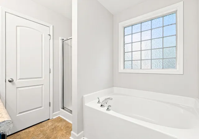 Photo 4 of Single family home for sale at 1216 Braemar Highland Dr, Zebulon, NC 27597 | MLS# 10190729 | Listing updated on 2026-10-07