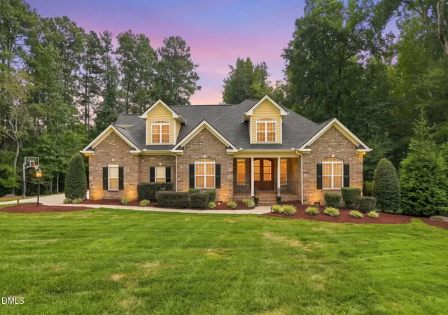 Photo 1 of Single family home for sale at 3016 Slippery Crk Ct, Raleigh, NC 27616 | MLS# 10190844 | Listing updated on 2026-09-20