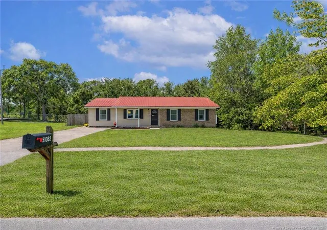 Photo 3 of Single family home for sale at 6106 Lexington Dr, Hope Mills, NC 28348 | MLS# 768571 | Listing updated on 2026-09-08